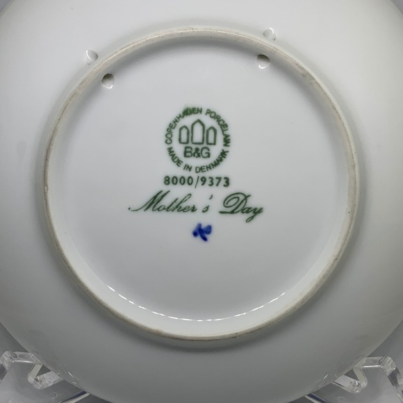 Vintage Bing & Grondahl Porcelain Plate (1973) - Picture 2 of 2